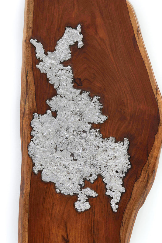 Molten Aluminium on Wood 01