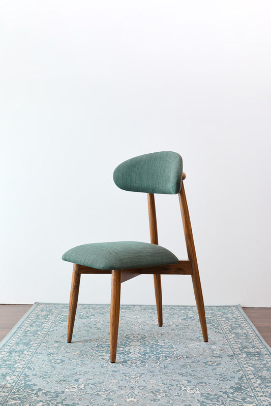 Classic Dining Chair//01