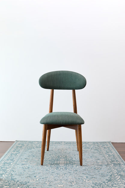 Classic Dining Chair//01